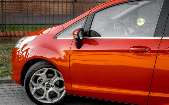 Ford B-MAX cena 32900 przebieg: 143111, rok produkcji 2012 z Radom małe 497